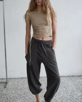 PANTALÓN  OSCURO JOGGER BOLSILLOS